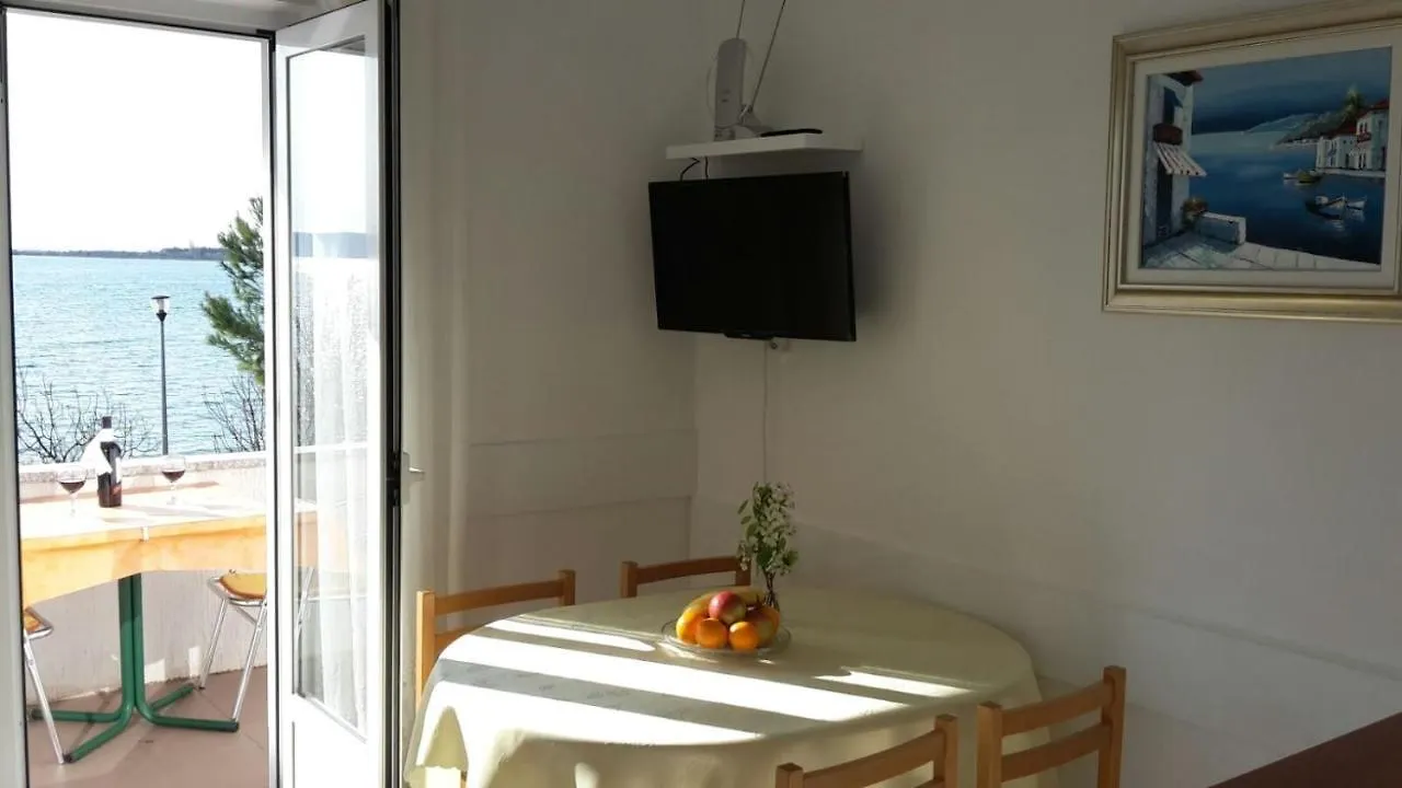 Apartments And Rooms By The Sea Seline, Paklenica - 6440 Starigrad Paklenica