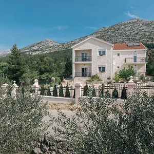 Apartment Hedon-stone